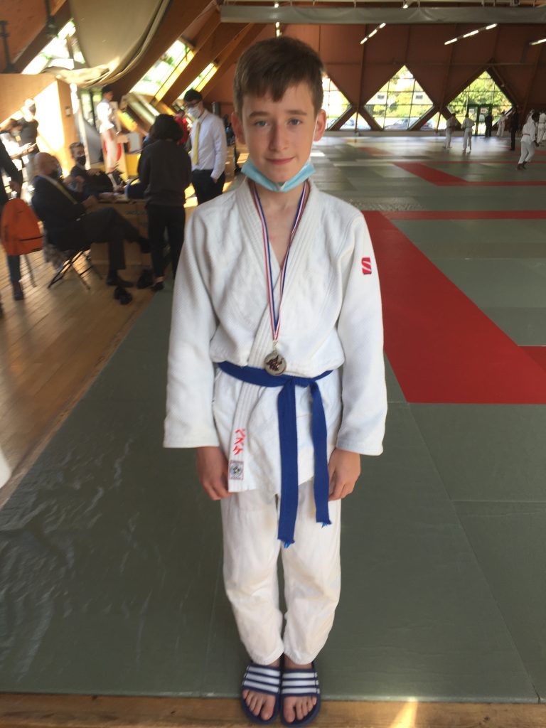 Coupe 94 minimes 2020