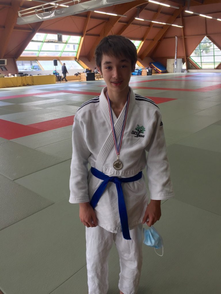 Coupe 94 minimes 2020